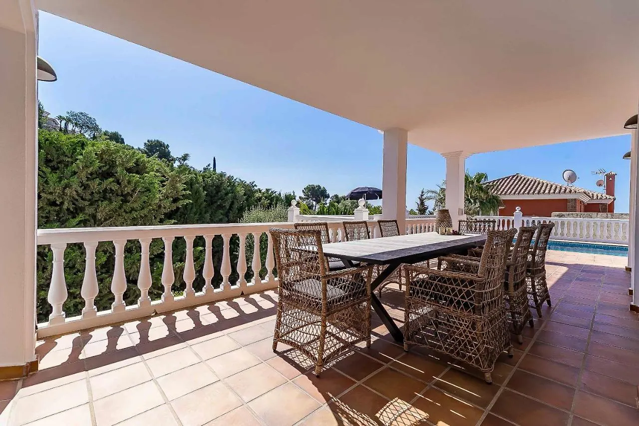 64-Luxury Villa With Jacuzzi & Pool In Mijas!